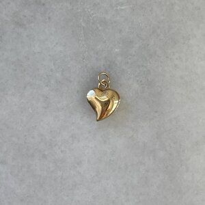 Solid 14K TINY Yellow Gold Puffy Witch's Heart Necklace Pendant Charm Vintage 90